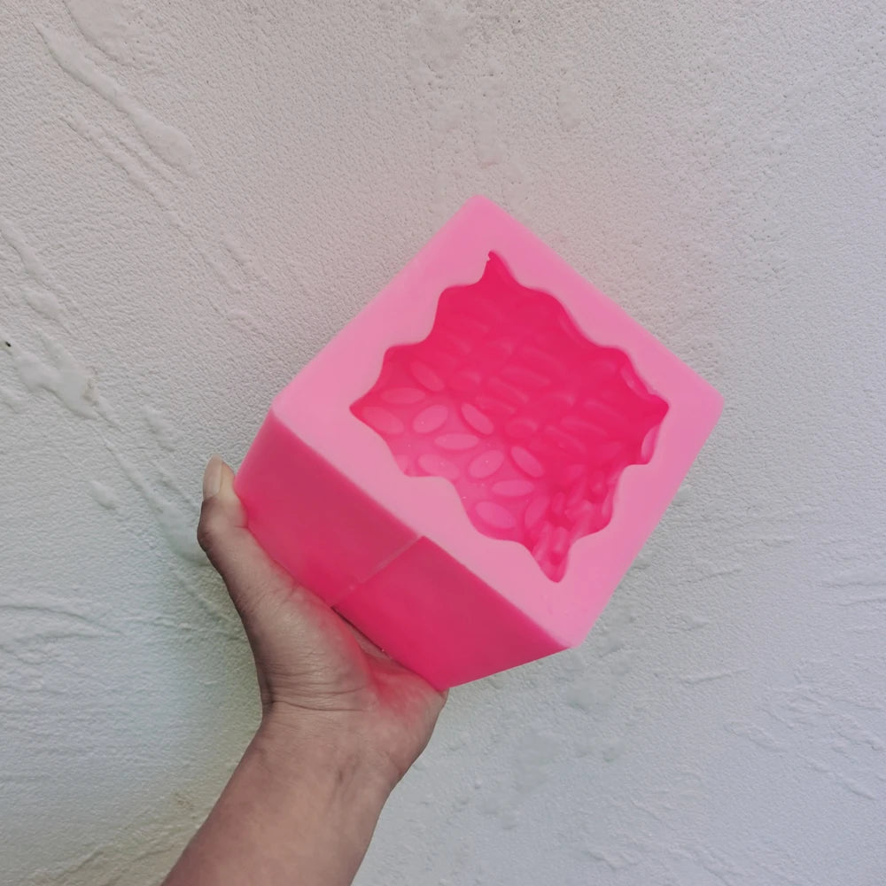 Molde de Cubo com Pétalas de Silicone